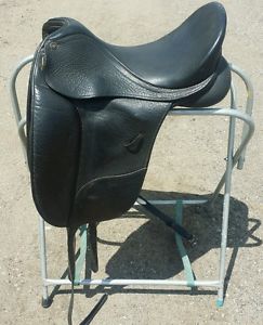 Bates isabell dressage saddle