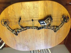 NEW 2013 BEAR ANARCHY **RH** 70# 25" TO 31" Draw COMPOUND BOW