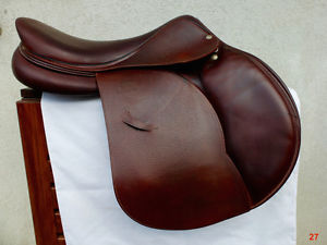 2014 Devoucoux Oldara Luxury French Jumping Saddle Gorgeous Brown 18"