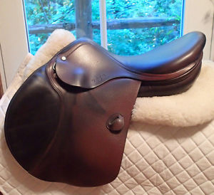 16" Amerigo Vega Saddle - 2004 - 4.5" dot to dot