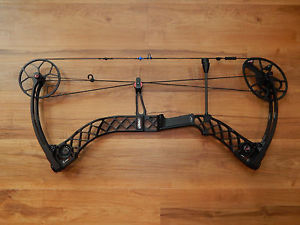 Mathews Creed XS Right Hand 60Lb Draw Wt Choice of Draw Length All Black