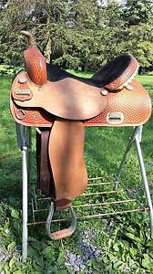 TEX TAN PRO ONLY" NBHA " BARREL RACING TRAIL ALL AROUND SADDLE NICE!  VERY NICE!