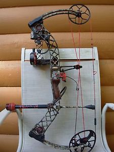 mathews creed xs with simplex cam 28"dw 50-60 lbs.