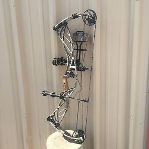 Hoyt Defiant