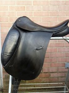 Smith Worthington Dressage Saddle 19"