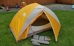 MINT Condt. - REI Half Dome 2 Tent w/Rain Fly -  3-SEASON 2 PERSON