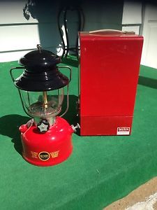 Sears Red / Black Single Mantle Lantern With Smith Victor Case ! Original Globe