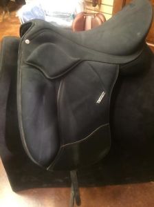 Wintec Pro Dressage Saddle - CAIR Size 18 - Gently Used