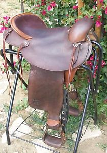 15" Marciante "Marla" Endurance Saddle w/ sheepskin cover EXCELLENT condition!