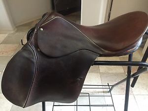 Stubben Siegfried All Purpose Saddle 19" Med. Tree