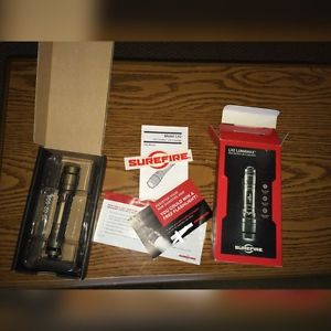 Surefire LX2 Lumamax Flashlight
