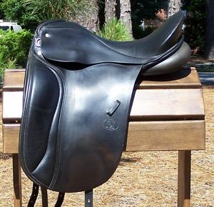 Schleese Dressage Saddle – 17.5 MW - W