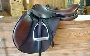 Beval Natural English Saddle 17" inch with cover