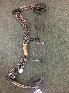 Mathew Solocam Creed right hand 28 in draw length
