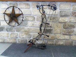 HOYT 2014 CARBON SPYDER 30 RH 60-70 LB NEW WITH WARRANTY