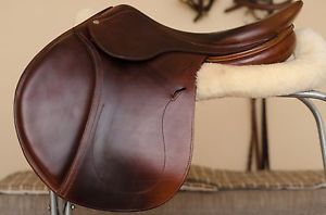 **ON TRIAL** 18" Antares for sale!! Beautiful condition! Full CALF!