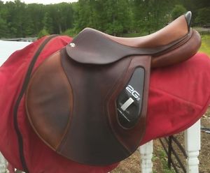CWD 2GS 17", 2013 Close Contact Saddle, Great Condition