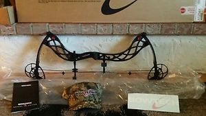 BOWTECH CARBON OVERDRIVE 60-70# BLACK LH NEW IN BOX