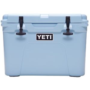 Yeti Tundra 35 Quart Cooler - Ice Blue
