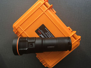 NEWEST! Acebeam D45 Cree XHP70 LED 4000LM Diving Flashlight 18650 Taschenlampe
