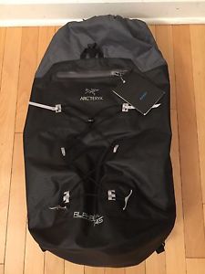 Arcteryx Alpha FL 45  Ultralight Backpack - Black - New