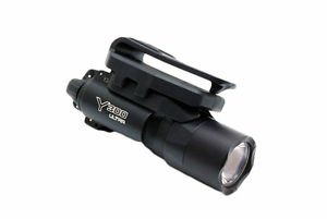 SureFire Y300U-A-BK Handheld 15/500 Lumen Flashlight with Mag Belt Clip, Black