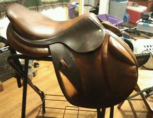 CWD Monoflap saddle  17" 1AA flap
