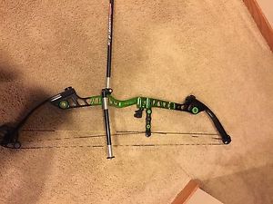 Mathews Apex 8 With Extras