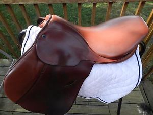 Stubben Edelweiss Close Contact Saddle 16  1/2" 31cm Wide Used w/Fittings
