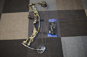 Hoyt CARBON SPYDER 30 Bow 50 t0 60# 28.5 draw with new stablizer readdy to shoot