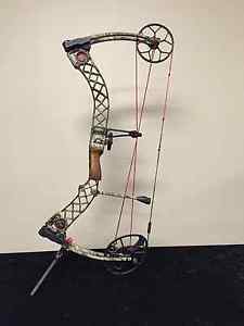MATHEWS LOST CAMO CREED XS COMPOUND BOW 29''-70#