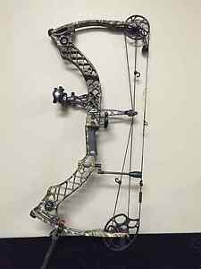 MATHEWS Z2 LOST CAMO COMPOUND BOW PACKAGE