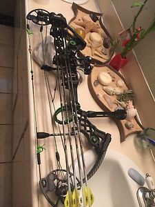 Matthews Chill R Monster Compound Bow Right And 70 Pound Fully Loaded