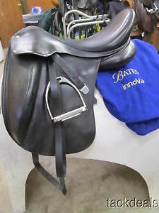 Bates Innova Dressage Saddle 18" w/Fittings Contourbloc Lightly Used
