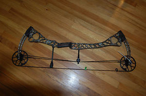 Mathews HTR compound bow, RH Lost camo