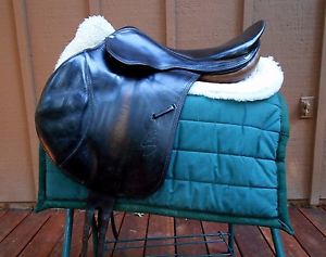 17.5" FORESTIER Monoflap jumping saddle - GREAT PRICE!!! Made in France.
