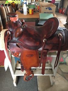 16" Seat Wade Roping Saddle Brand New Rawhide Tree FQHB Real Sheepskin Skirting
