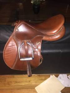 17" Pessoa AMO Saddle