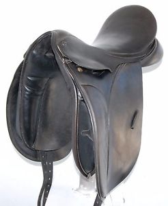 17.5" COUNTY COMPETITOR DRESSAGE SADDLE (SO19534) - XVD