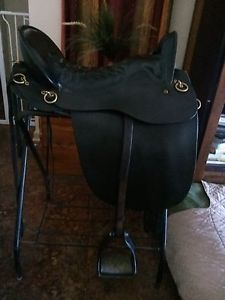 Black Tucker Plantation Trail 16.5 W