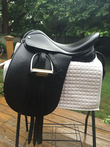 Klimke Millers Dressage Saddle WITH Fittings: 18.5" R - Excellent Condition