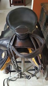 Very Nice Size 16 Dakota Leather Roping Saddle No Reserve EUC