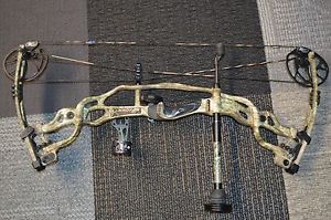 Hoyt CARBON SPYDER 30 Bow 50 t0 60# 28.5 draw with new stablizer readdy to shoot