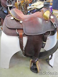 HR Frisco TX Hand Made Roping Saddle 15 1/2" Lightly Used