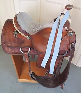 Used 15.5 Crates Saddlery Mike Beers Ranch / Roper Saddle