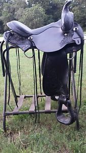 Circle Y High Horse Round Skirt Gaited Saddle