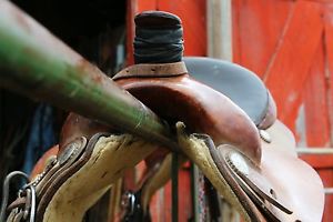 15.5 Dakota Roping Saddle