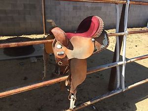 Circle Y Proven Barrel Saddle 14.5 Inch