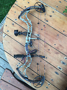 Bowtech Invasion CPX - Ready to hunt package