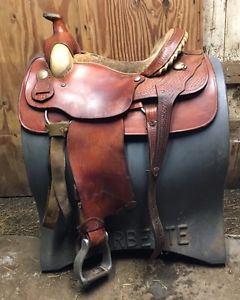 Billy Cook Brand Western Roping Roper With Close Contact 16 Inch Seat